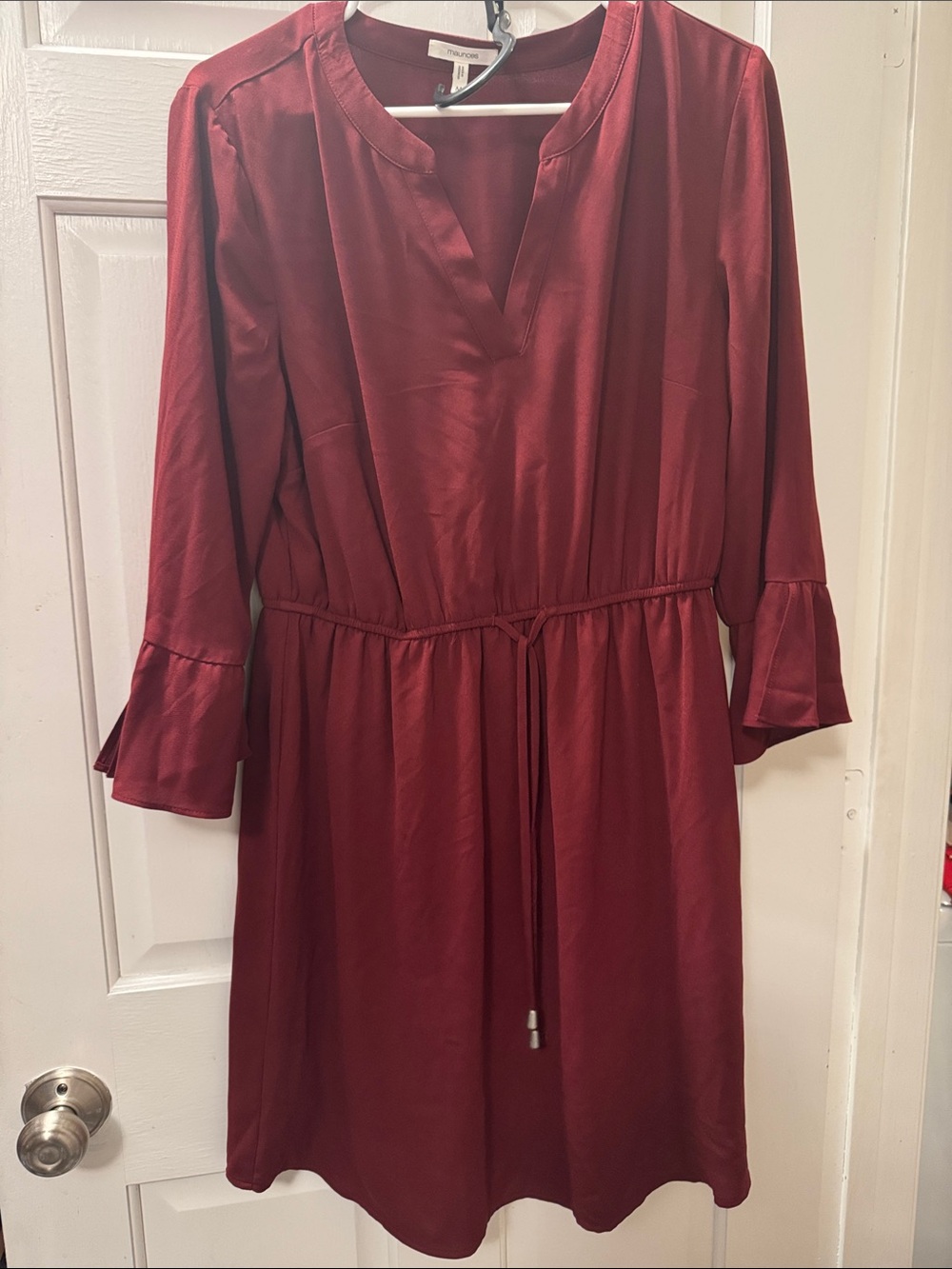 Women's Burgundy Long Sleeve Drawstring Waist Dress - Unknown Brand